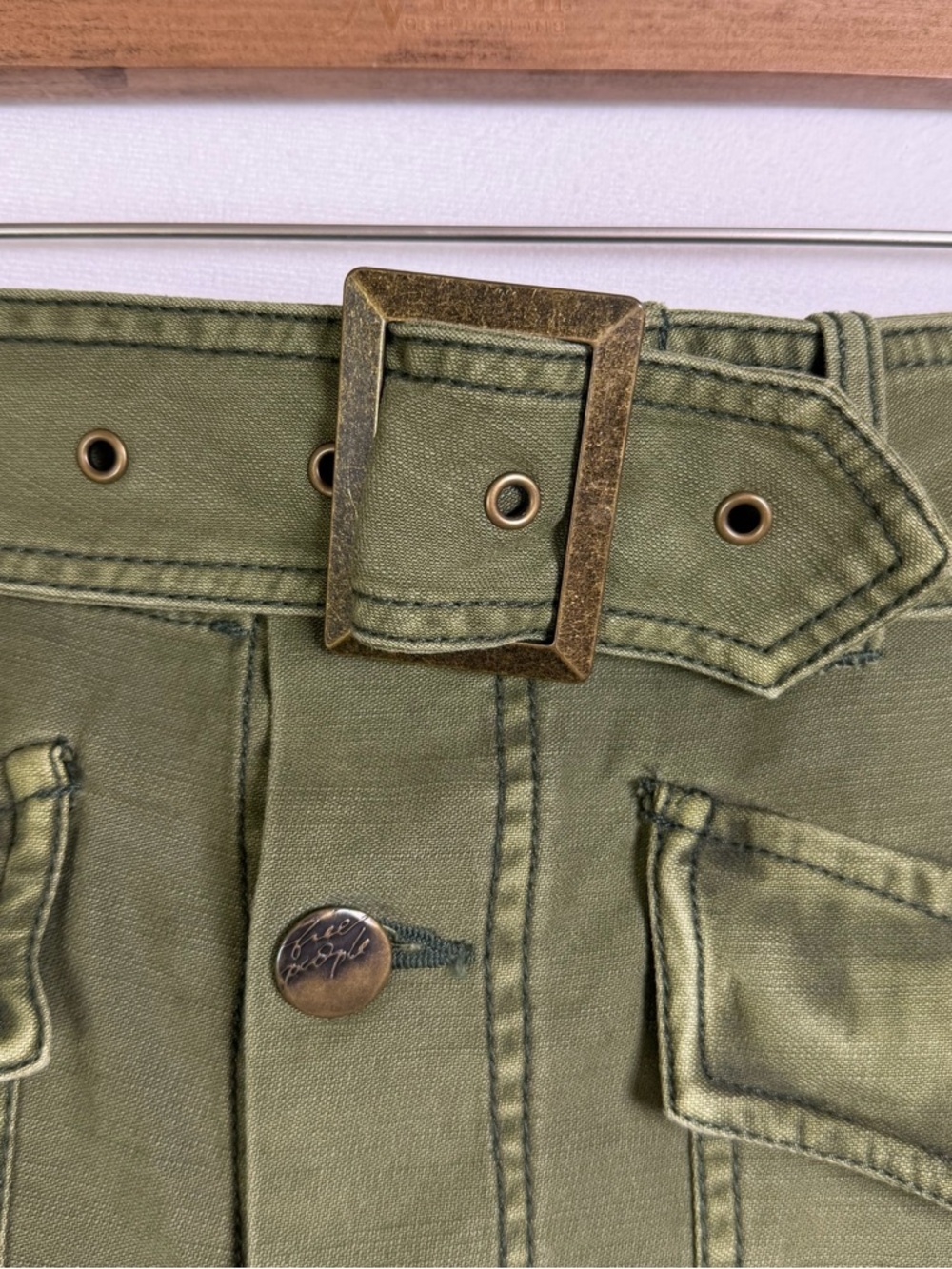 Free People Women’s Olive Cargo Mini Skirt Y2K Utility Military Festival Sz 0 - Picture 5 of 10